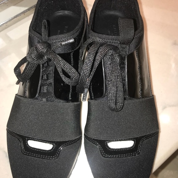 womens balenciaga race runners
